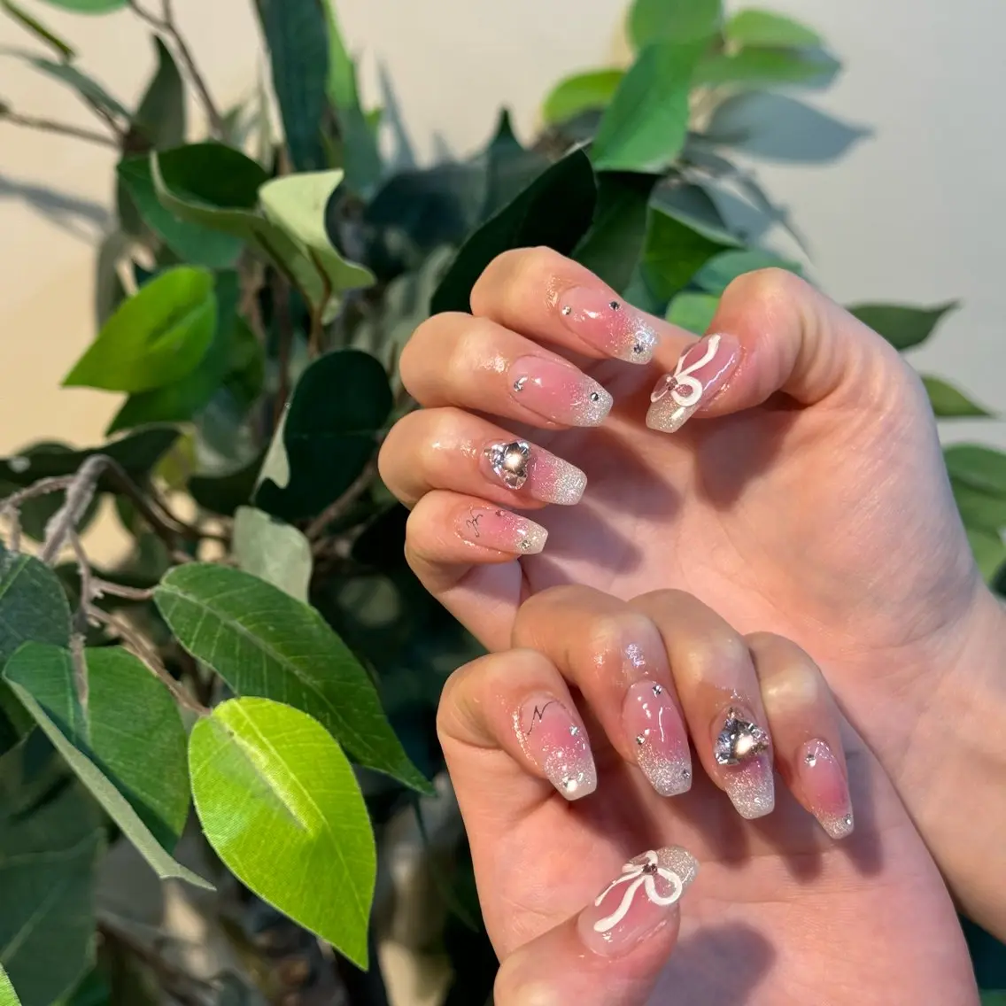 ネイル ハンドネイル ☁️BLITZ 🎀笠原雪音🎀のネイルデザイン
