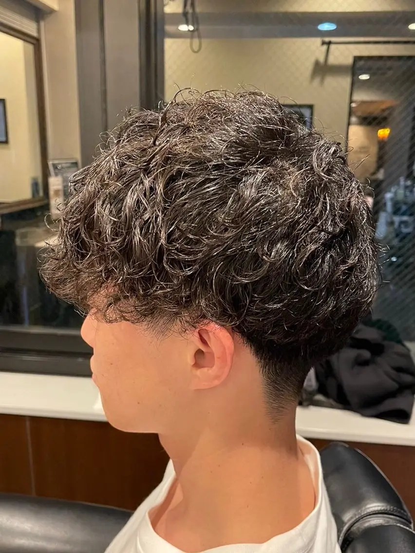 ショート パーマ 長谷川 真那のヘアスタイル