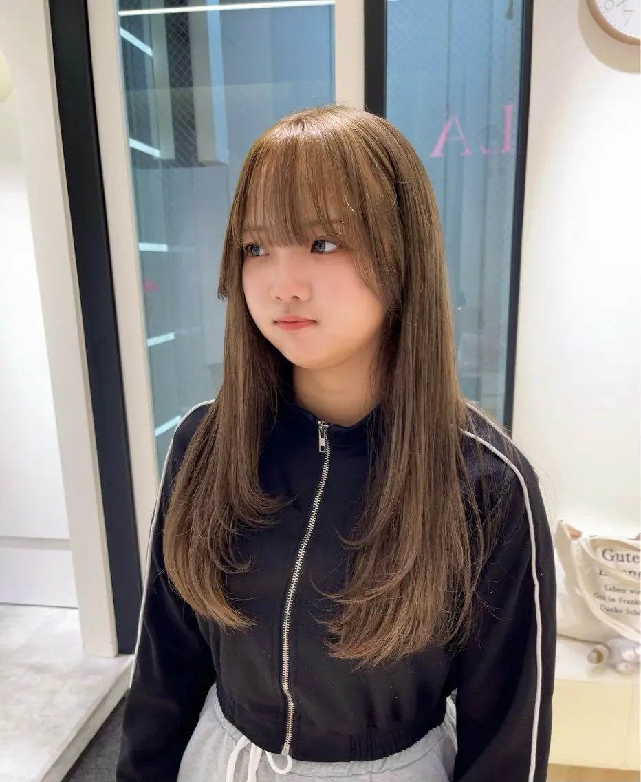 ロング カラー ベージュカラー ヘーゼル レイヤーカット カット ヘアカラー ParveMix / 山本 玲南🫧🪽のヘアスタイル