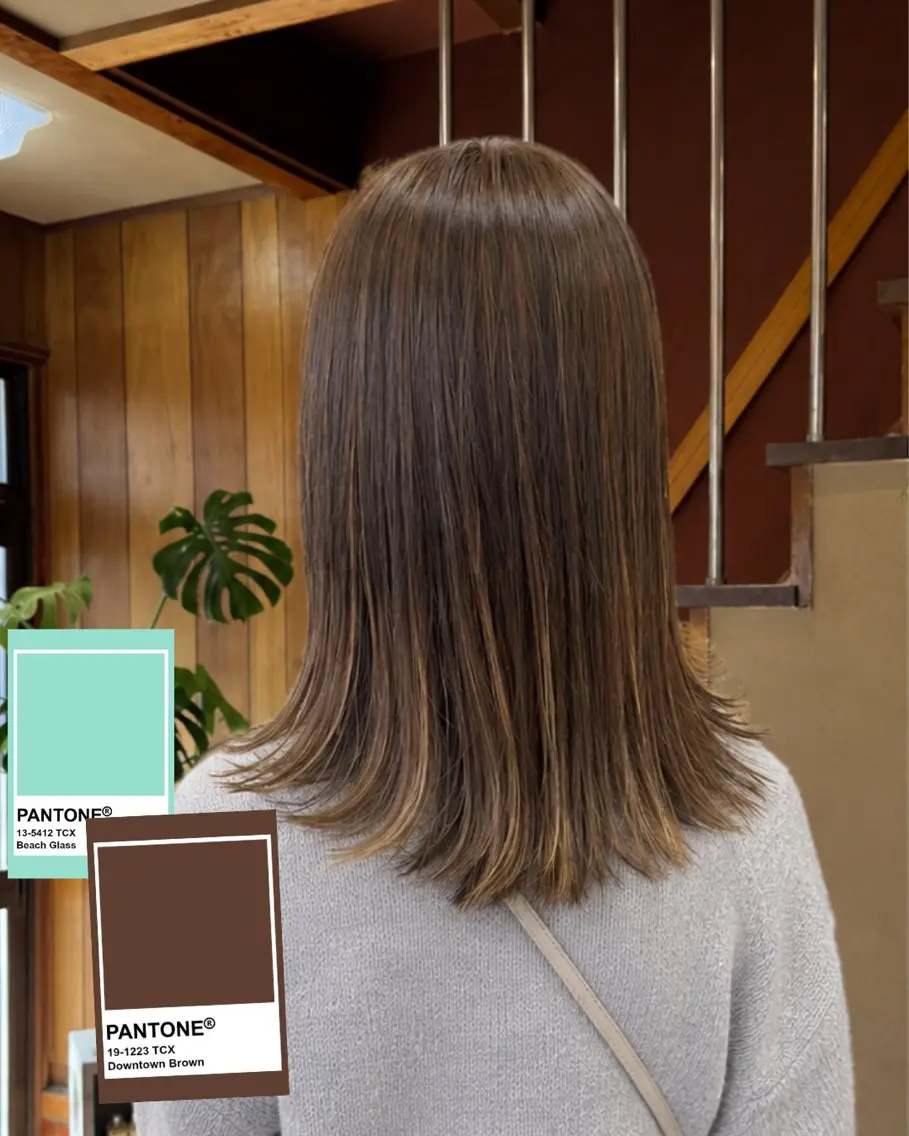セミロング カット ヘアカラー トリートメント ミントカラー🌱上村 瑞紀のヘアスタイル