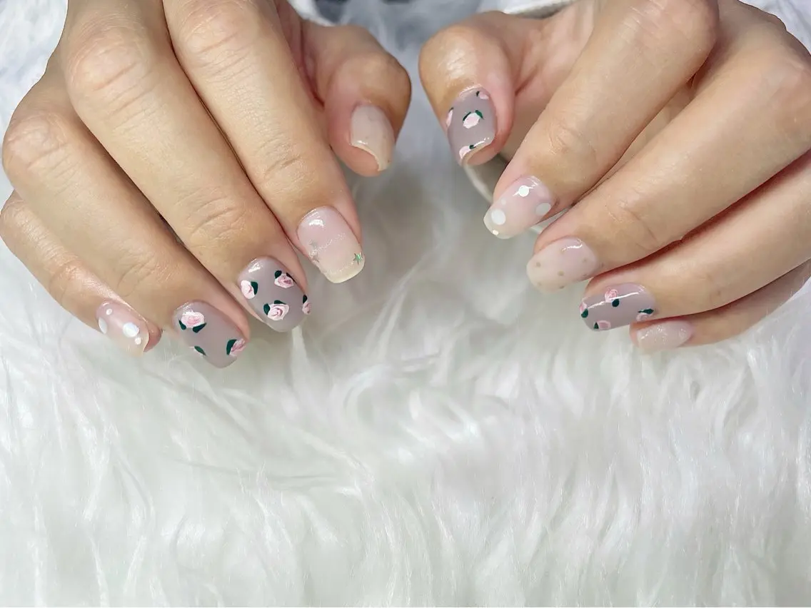 持ち込みデザインOK💅✨やり放題ネイルの写真