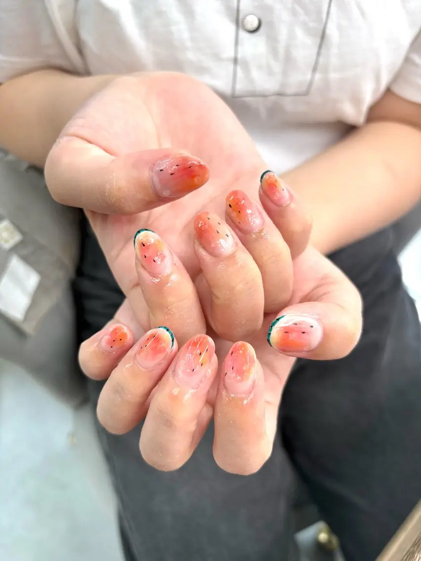 ネイル アートネイル 持ち込み ニュアンスネイル 夏ネイル ハンドネイル フットネイル 中家 亜紗子のネイルデザイン