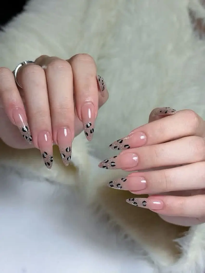 ネイル ハンドネイル キラキメ 博多nail💅のネイルデザイン