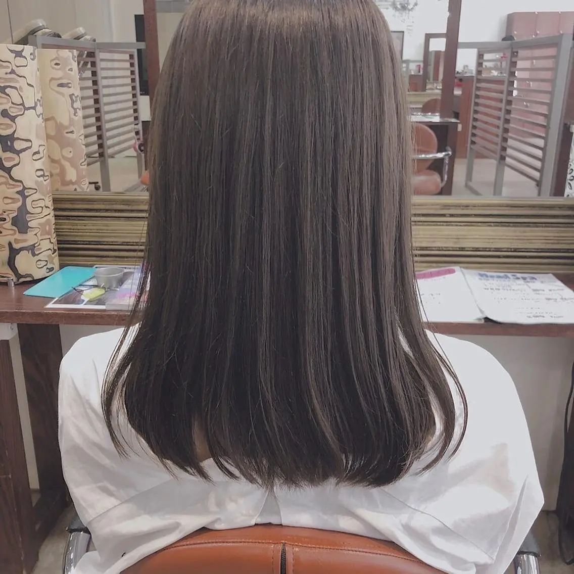 ミディアム カラー アディクシーカラー ブラウンカラー 透明感カラー ミルクティーブラウン 💚 nao💚のヘアスタイル