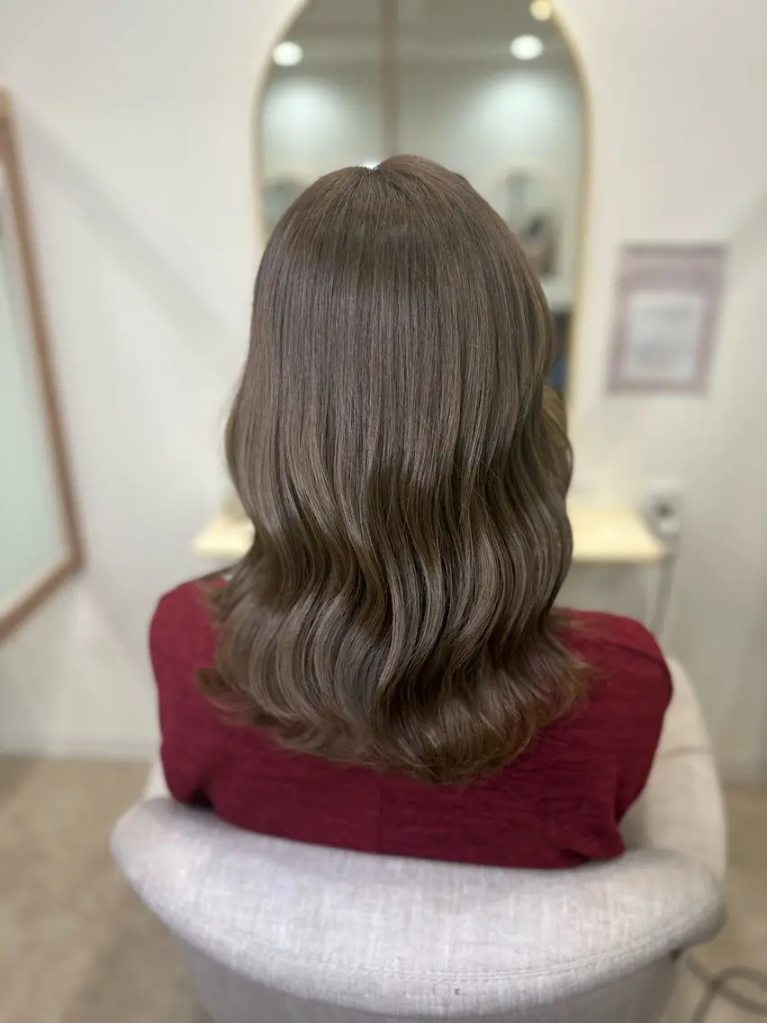 カラー Carrefour OHANAのヘアスタイル