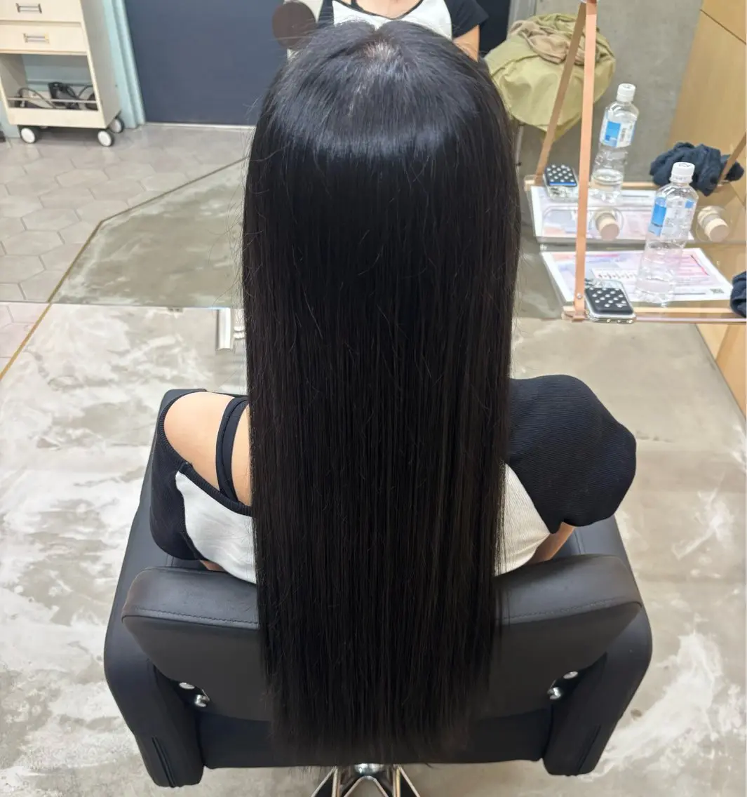 カラー Robe Nozomuのヘアスタイル