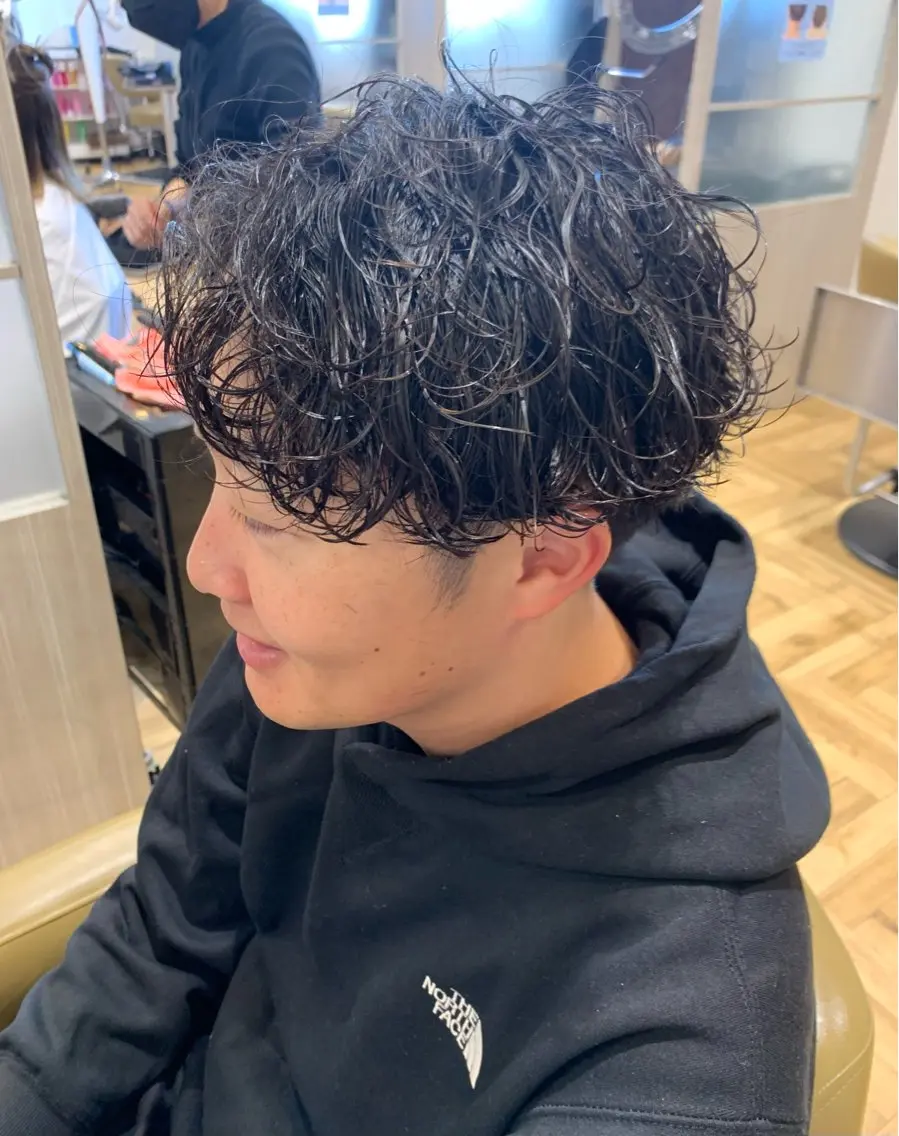 メンズ センターパート カット Mika/ SOiL岡崎のヘアスタイル