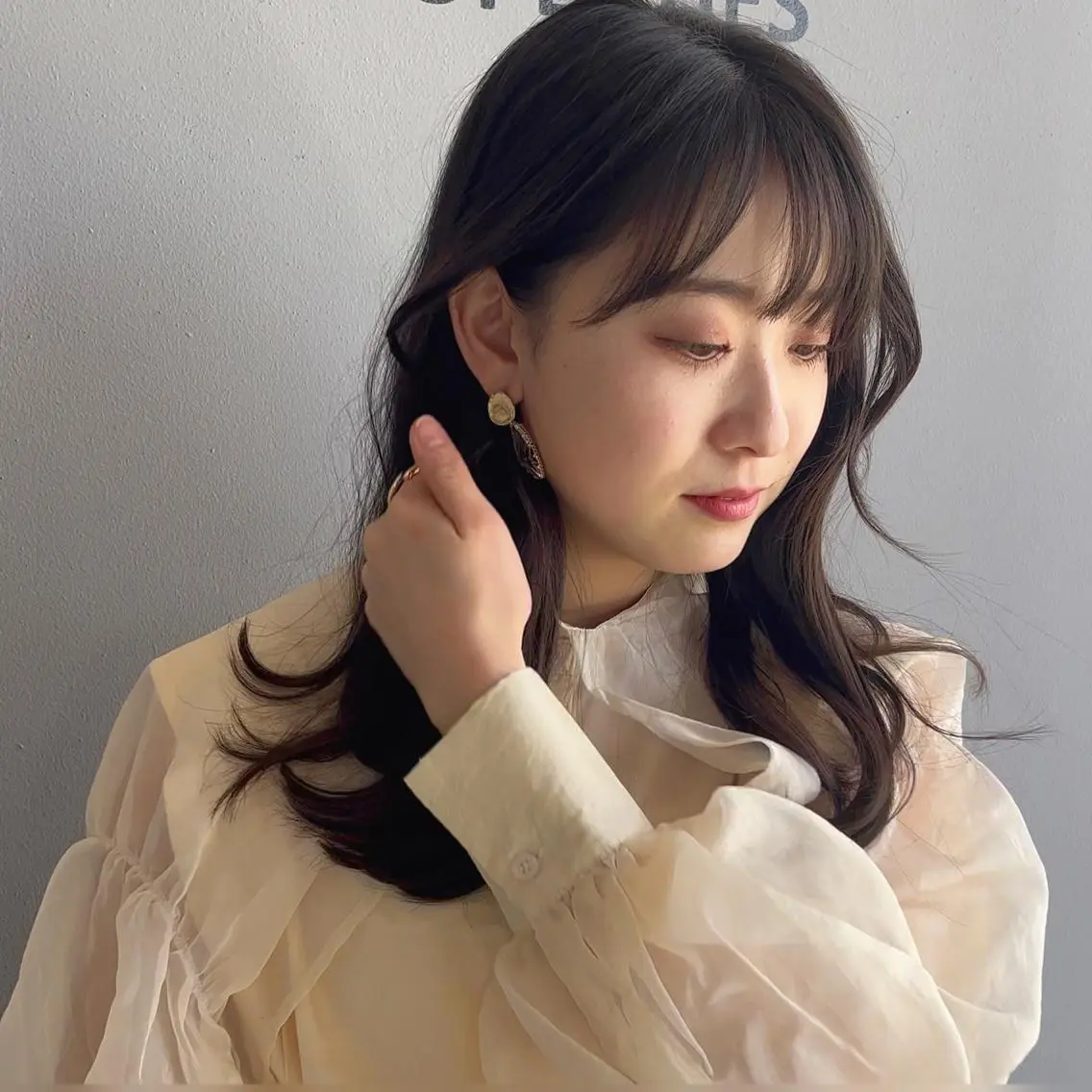 セミロング mickey Yuinaのヘアスタイル