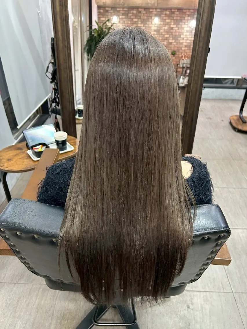 ロング カラー ブリーチ 透明感カラー ダブルカラー ハイライトカラー インナーカラー カット 縮毛矯正 トリートメント VIMhair天神店 縮毛矯正 ハイライトのヘアスタイル
