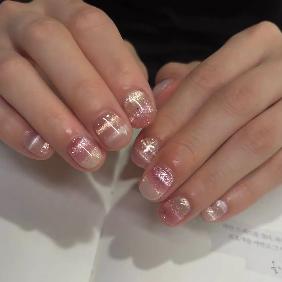 ネイル ハンドネイル ネイルズシャトン🪡 ネイリスト齊藤のネイルデザイン