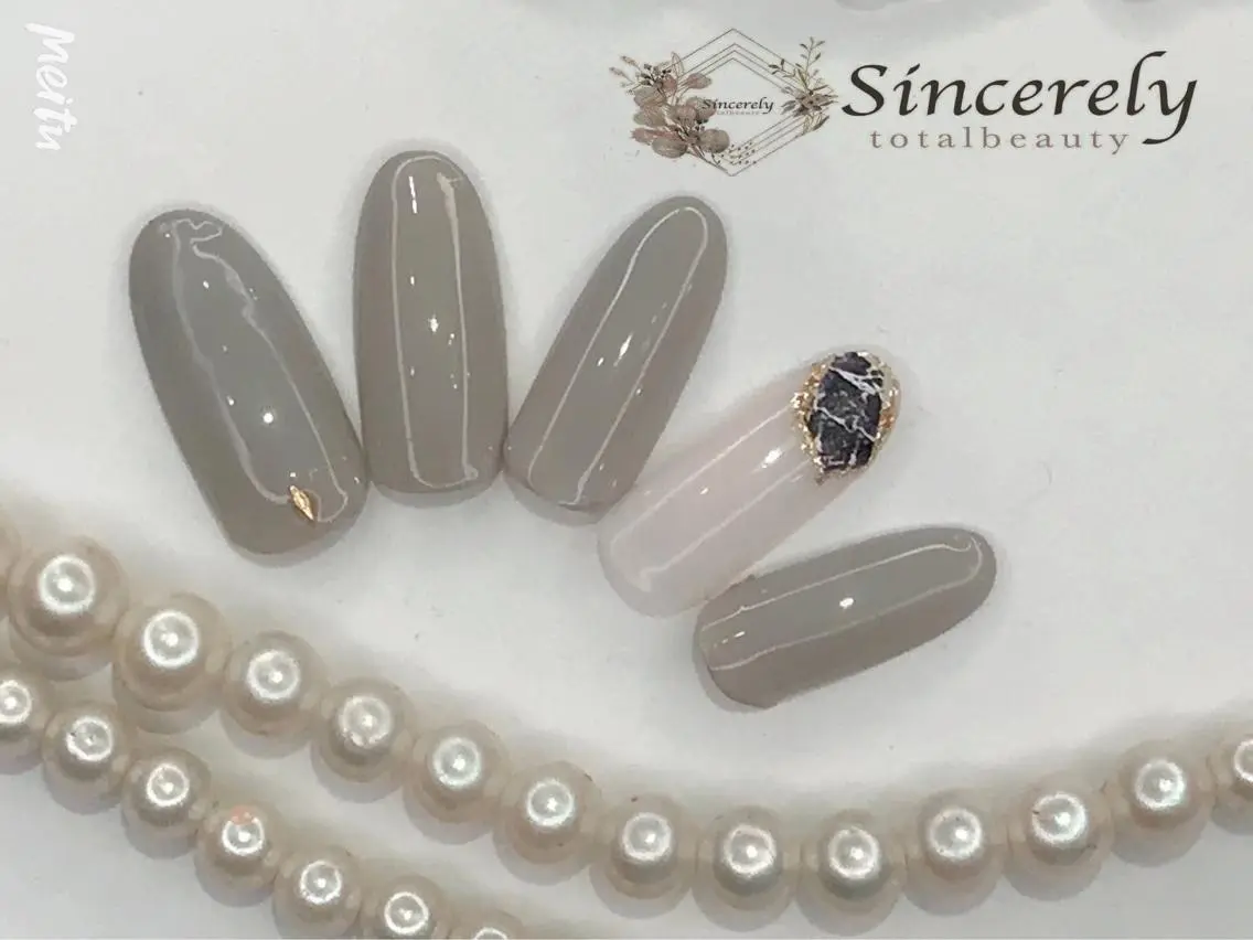 ネイル カジュアル SINCERELY シンシアリー🌈のネイルデザイン