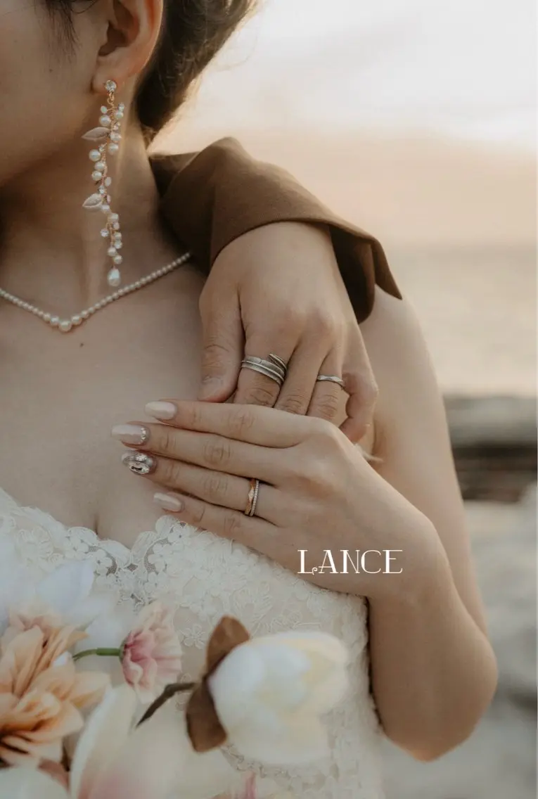 ネイル オーロラネイル フレンチネイル グラデーション キラキラネイル 韓国ネイル Lance nailのネイルデザイン