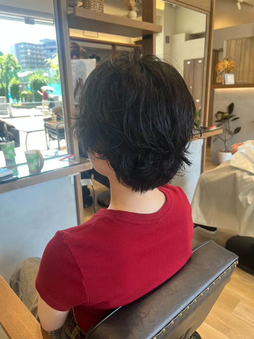 ショート カット パーマ 樋口 莉奈のヘアスタイル
