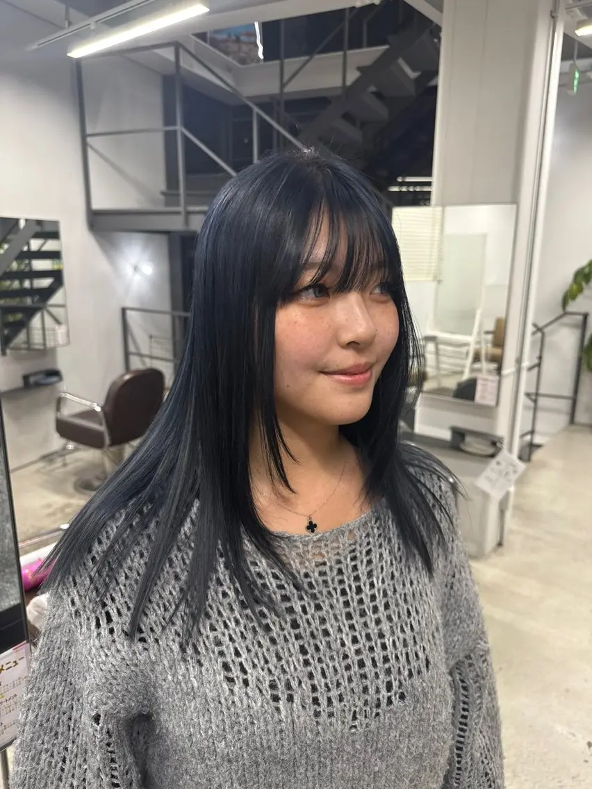 セミロング カラー ヘアカラー ワンカラー／ブリーチ モデル募集/愛紗のヘアスタイル