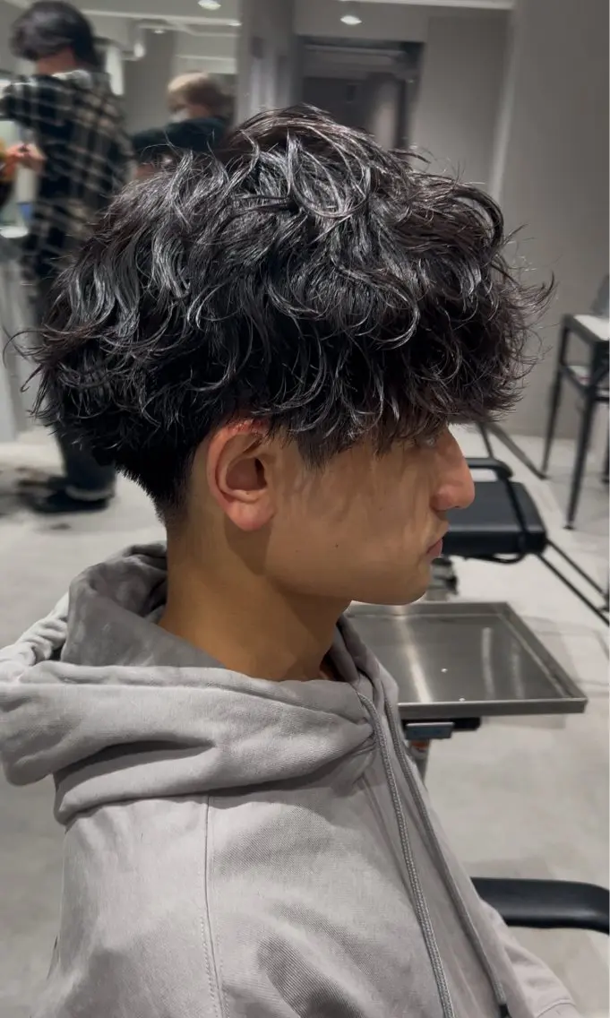メンズ メンズパーマ 波巻きパーマ 👑駅近メンズサロン パーマ特化北千住👑のヘアスタイル