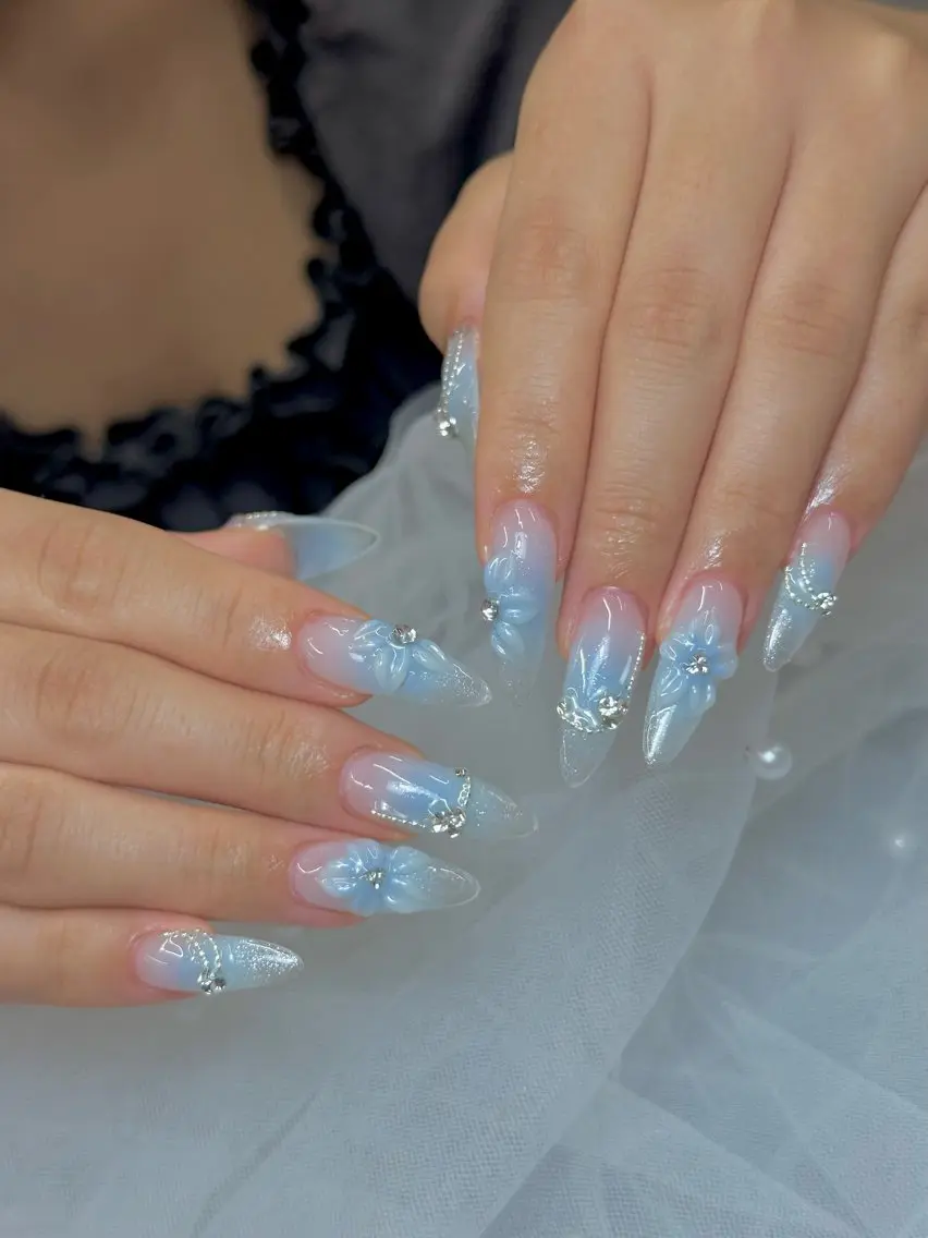 ネイル Iconic Nailのネイルデザイン