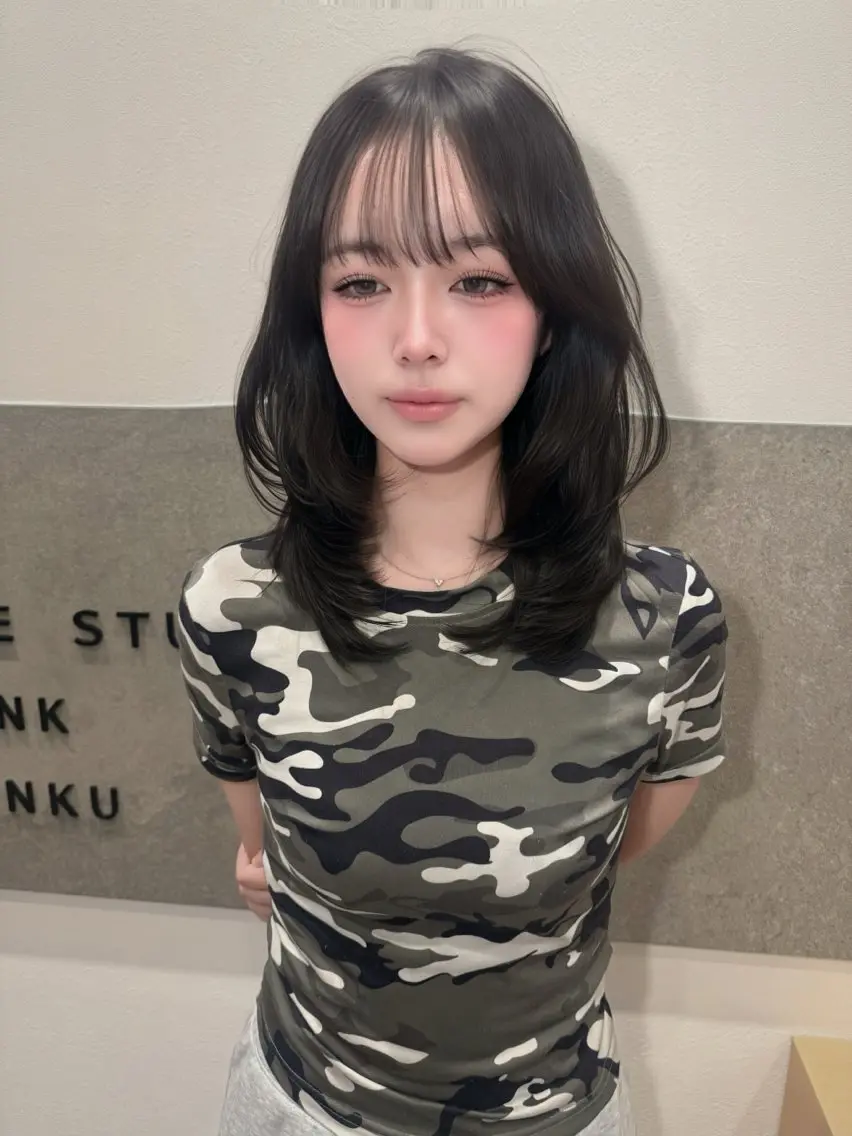 ミディアム 顔まわりレイヤー 顔周りカット 韓国風ヘア レイヤーカット 小顔カット カット ゆうな/レイヤー‎ 🎀艶カラー/‎京都のヘアスタイル