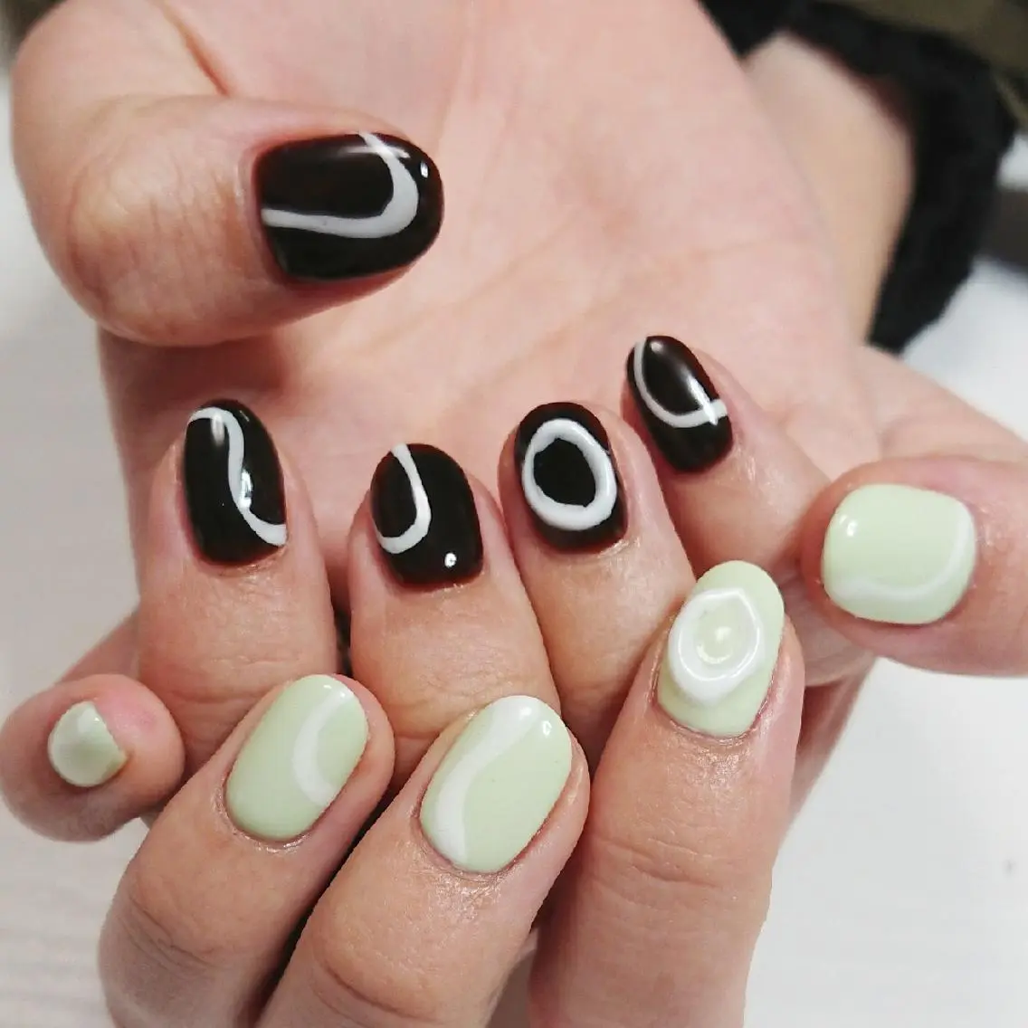 ネイル ニュアンスネイル ハンドネイル Lilith Nailのネイルデザイン