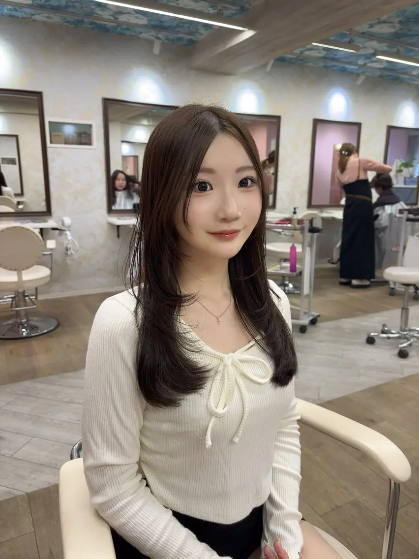セミロング カラー ブラウンカラー マロンブラウン カット ヘアカラー chihiro 🎀のヘアスタイル