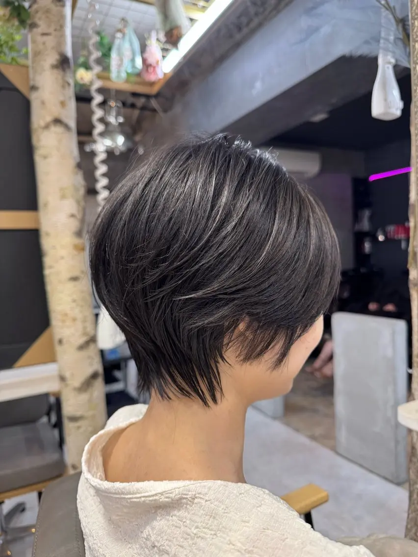 ショート カラー ショートヘア カット ヘアカラー トリートメント 髪質改善特化美容師 酸性ストレート近藤俊のヘアスタイル