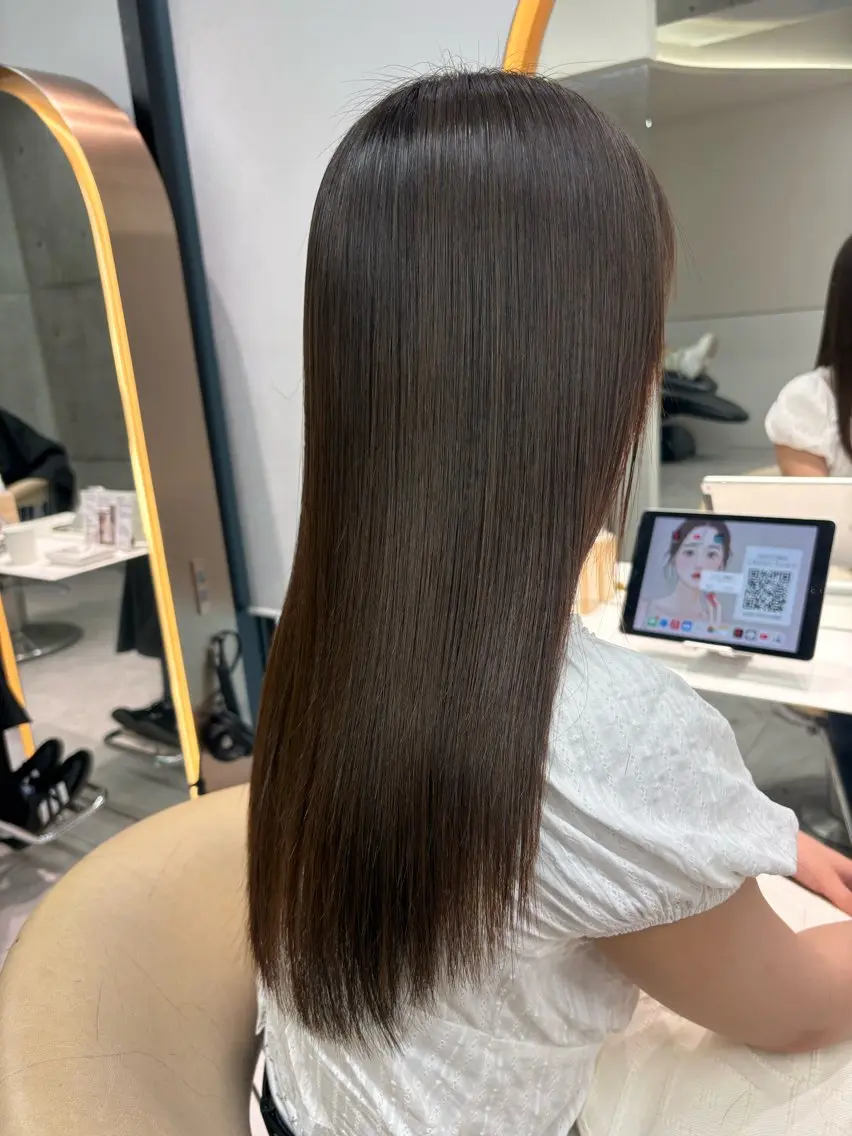 ロング カット ヘアカラー 縮毛矯正 福岡縮毛矯正✨️ ストレート 向井和輝のヘアスタイル