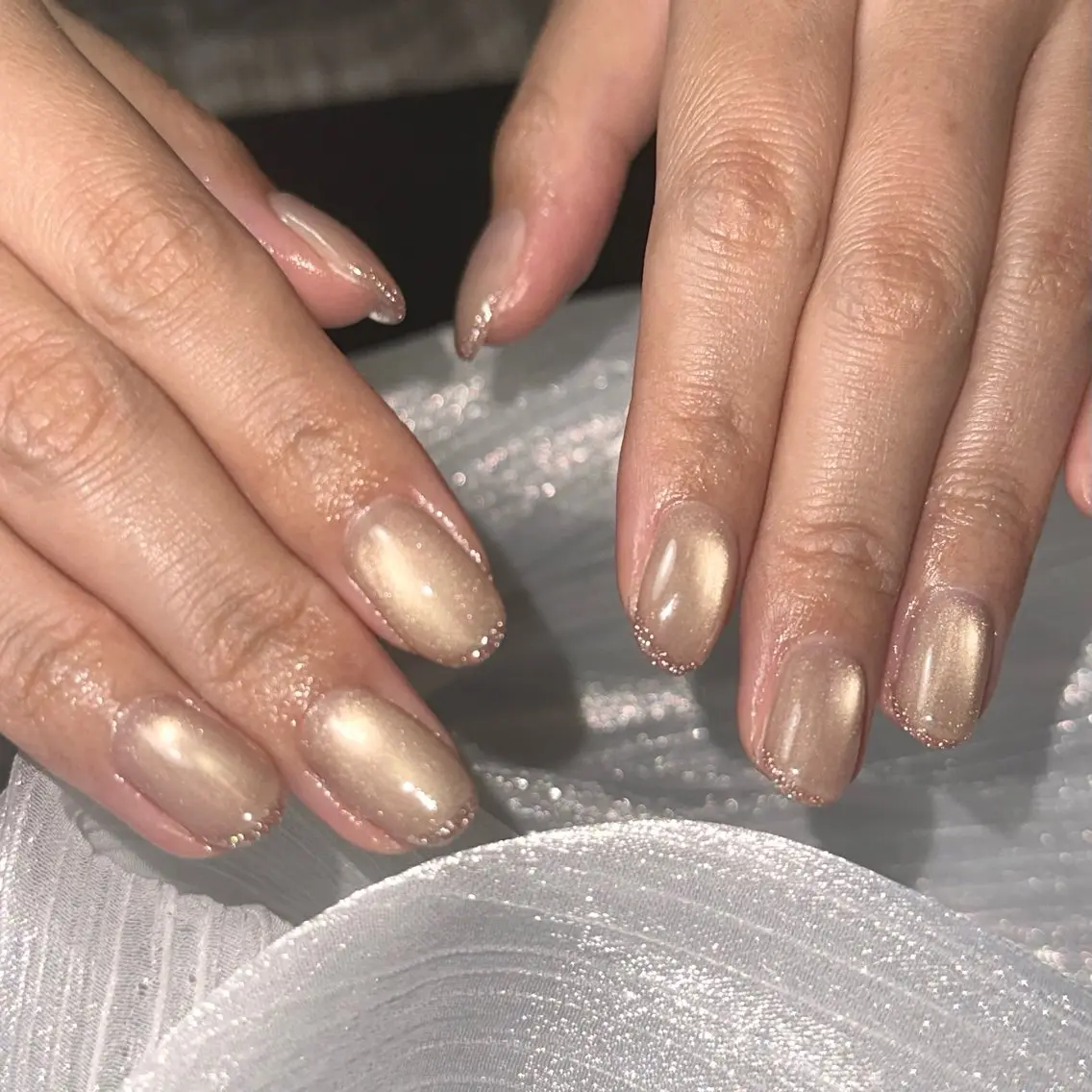ネイル フレンチネイル ラメ(グリッター) マグネットネイル ハンドネイル アヤカ🫧‪ Chapi.nailのネイルデザイン