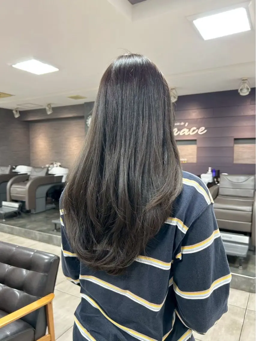 カラー 🌟艶カラー🌟 石中葵のヘアスタイル