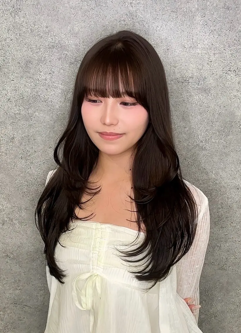 ロング カラー ブラウンカラー ヘアカラー トリートメント 紅都🫧 透明感水光カラーのヘアスタイル