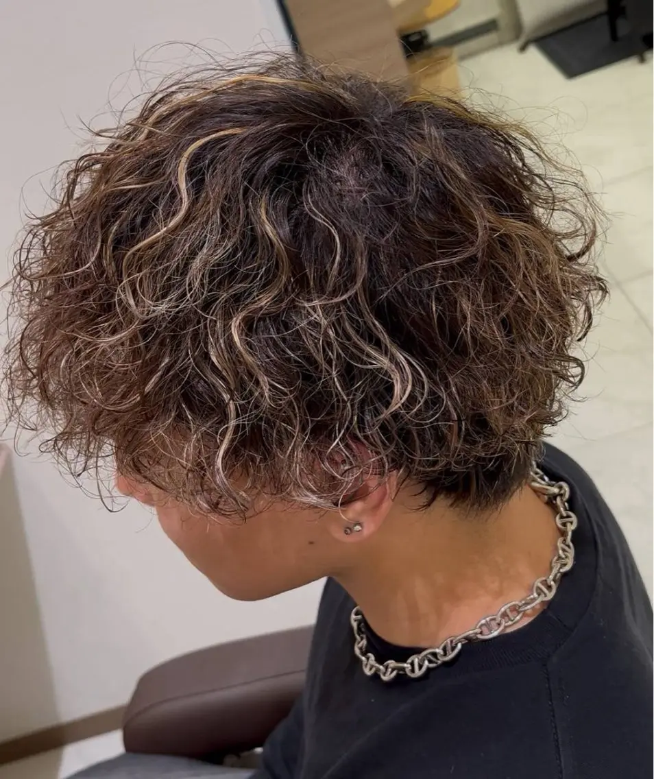 カラー パーマ メンズ カット パーマ 梅樹 彩香のヘアスタイル