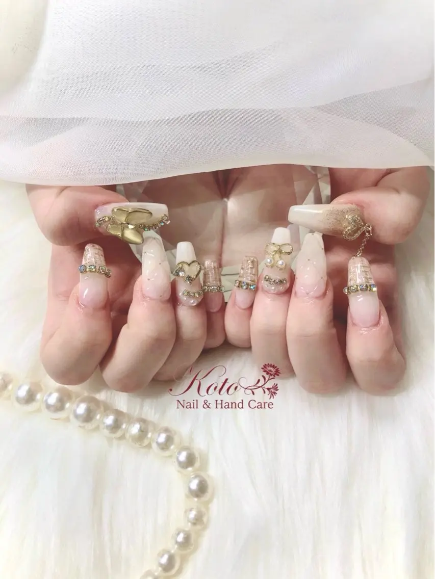 ネイル 長さ出し ジェルネイル 持ち込み ニュアンスネイル 赤色 ハンドネイル Nail Salon KOTOのネイルデザイン