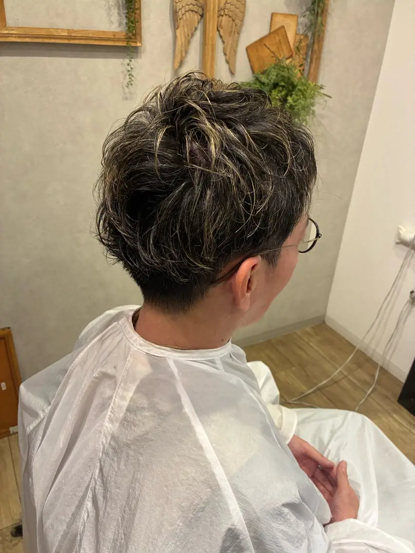 カラー メンズ 清水 美香のヘアスタイル