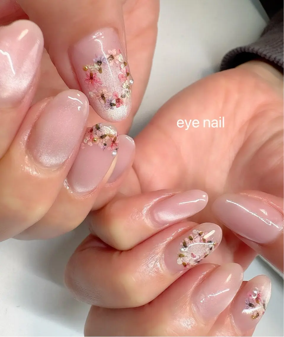 ネイル フラワーネイル フレンチネイル マグネットネイル 春ネイル ハンドネイル Eye nailのネイルデザイン