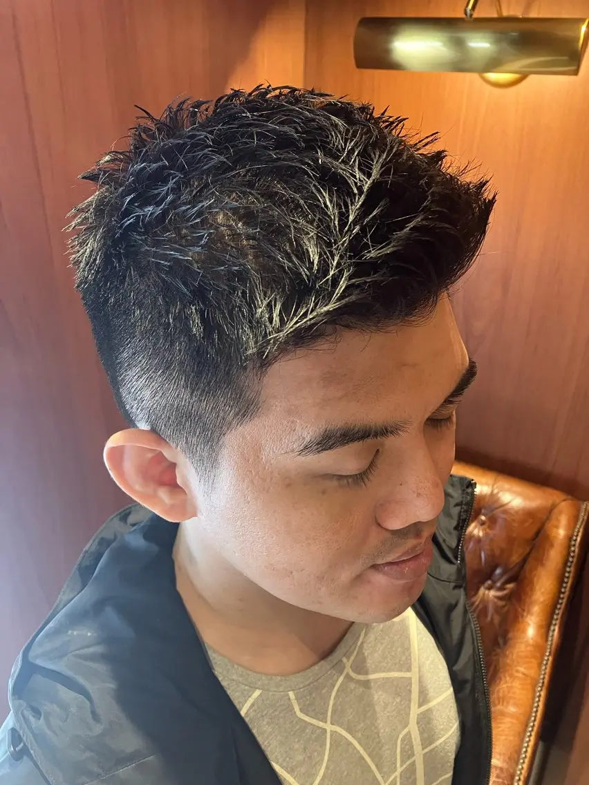 ショート メンズ SAKI SAKIのヘアスタイル