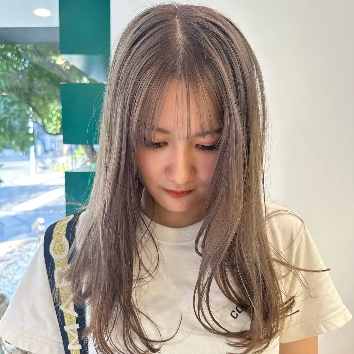 🤍✨トレンドカラーにオススメ✨🤍ケアブリーチ+カラー21500→15600の写真