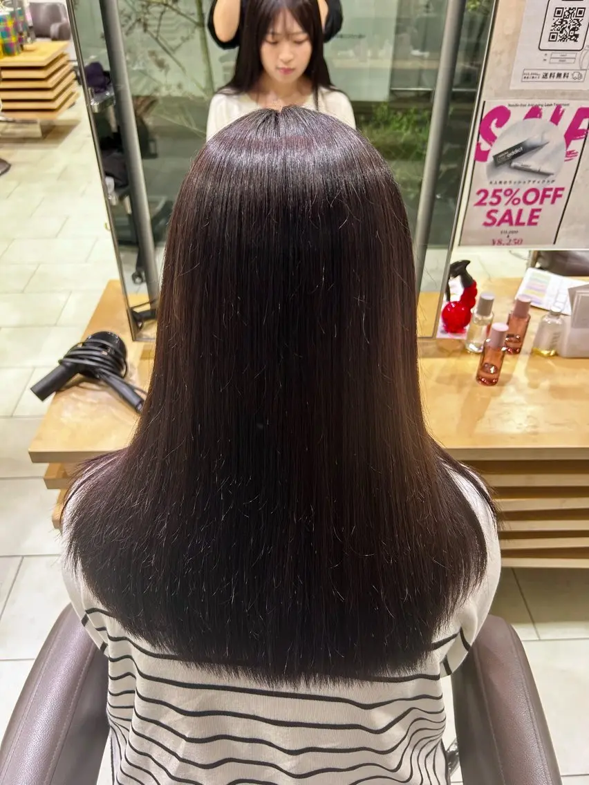 セミロング カラー ヘアカラー airi🌺カラー /特殊ヘア⛓️🖤のヘアスタイル