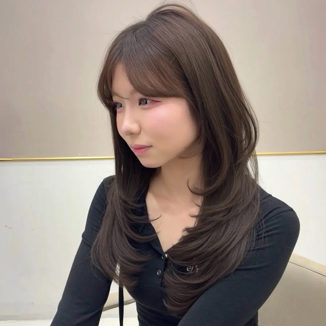 ロング カラー ベージュカラー ブラウンカラー ブラウンベージュ 透明感カラー 韓国風ヘア カット ヘアカラー レイヤー/韓国風ヘア /倉又大知のヘアスタイル