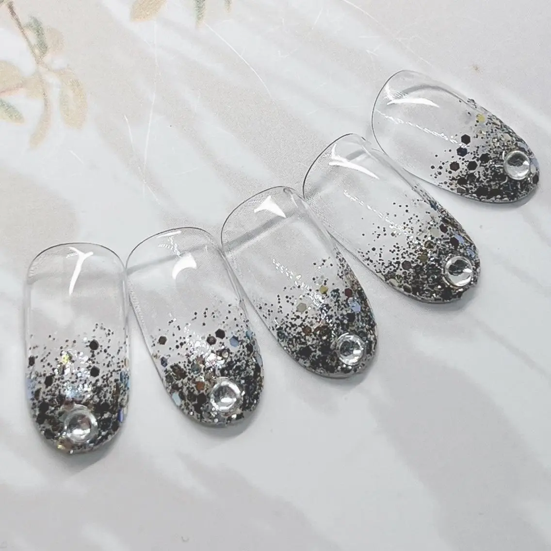 ネイル Ron's nail 笹岡のネイルデザイン