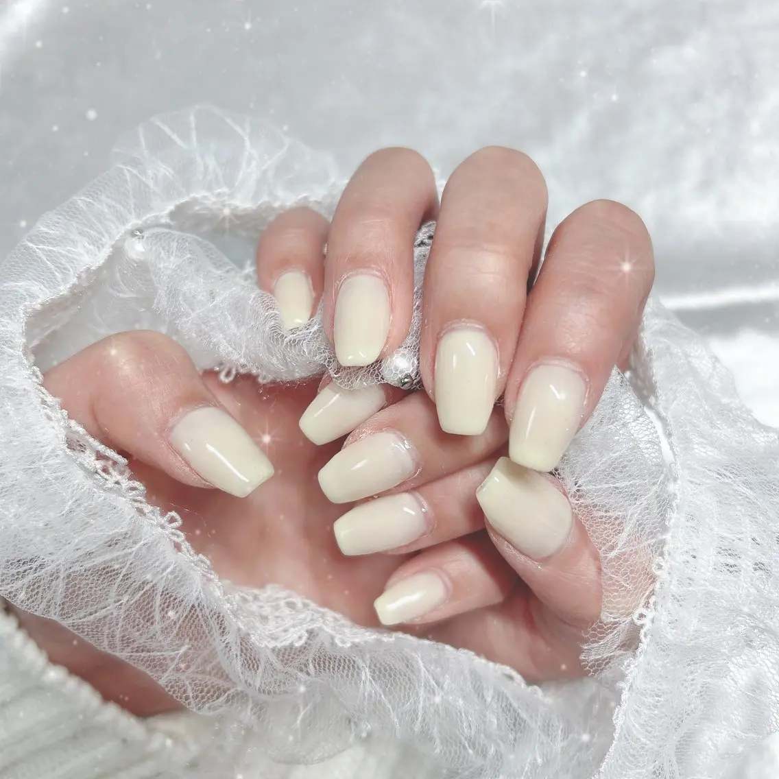 ネイル スクエアネイル 黄色 ハンドネイル Best Nail Yu🎀🫧のネイルデザイン