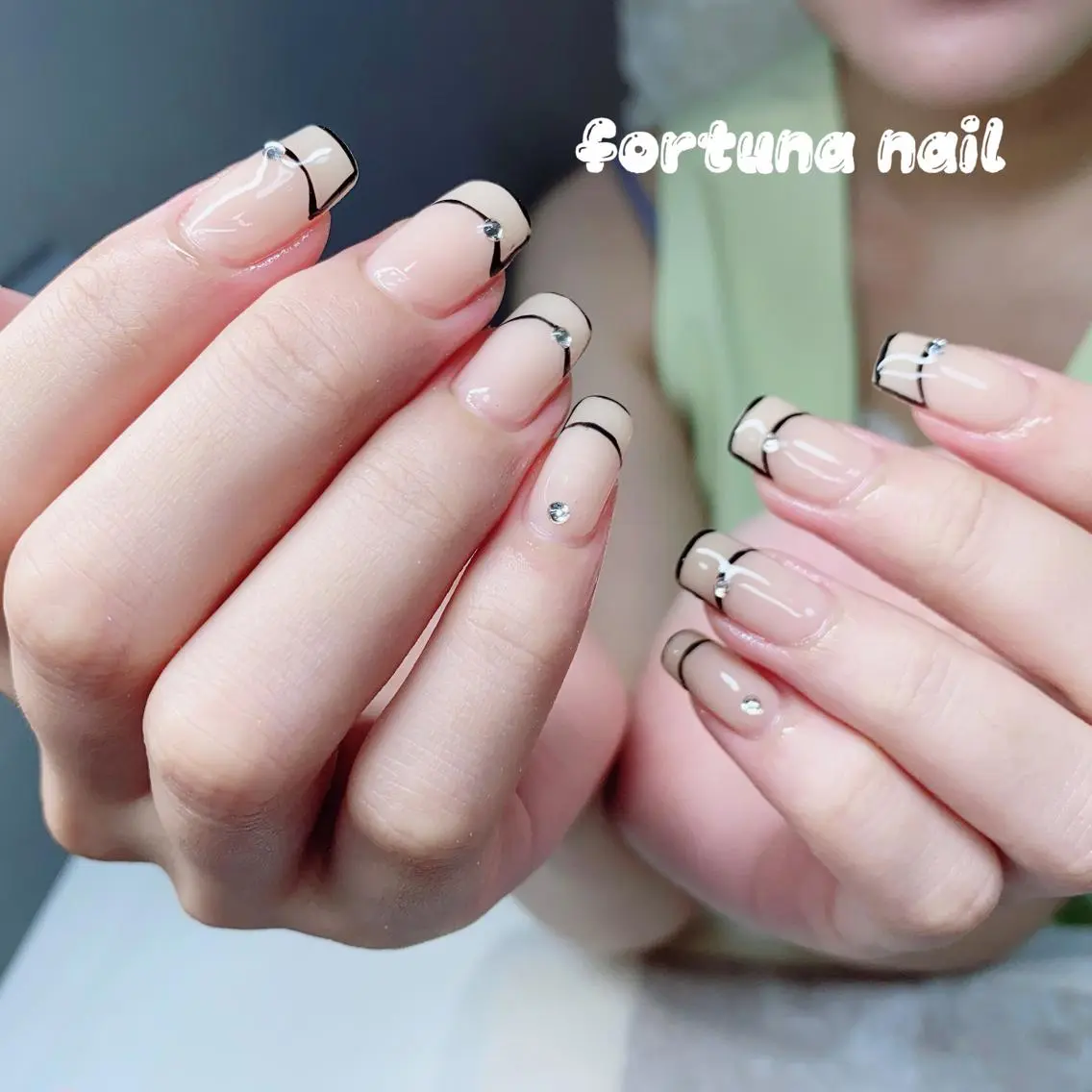 ネイル Nail •Head スパFortunaのネイルデザイン