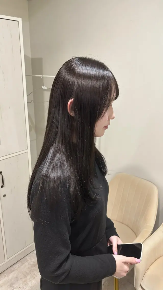 ロング カラー ヘアカラー トリートメント piLLon mayuのヘアスタイル
