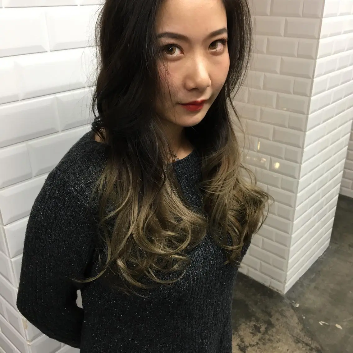 セミロング ロング カラー レイヤーカット ロング 丸茂 聖名のヘアスタイル
