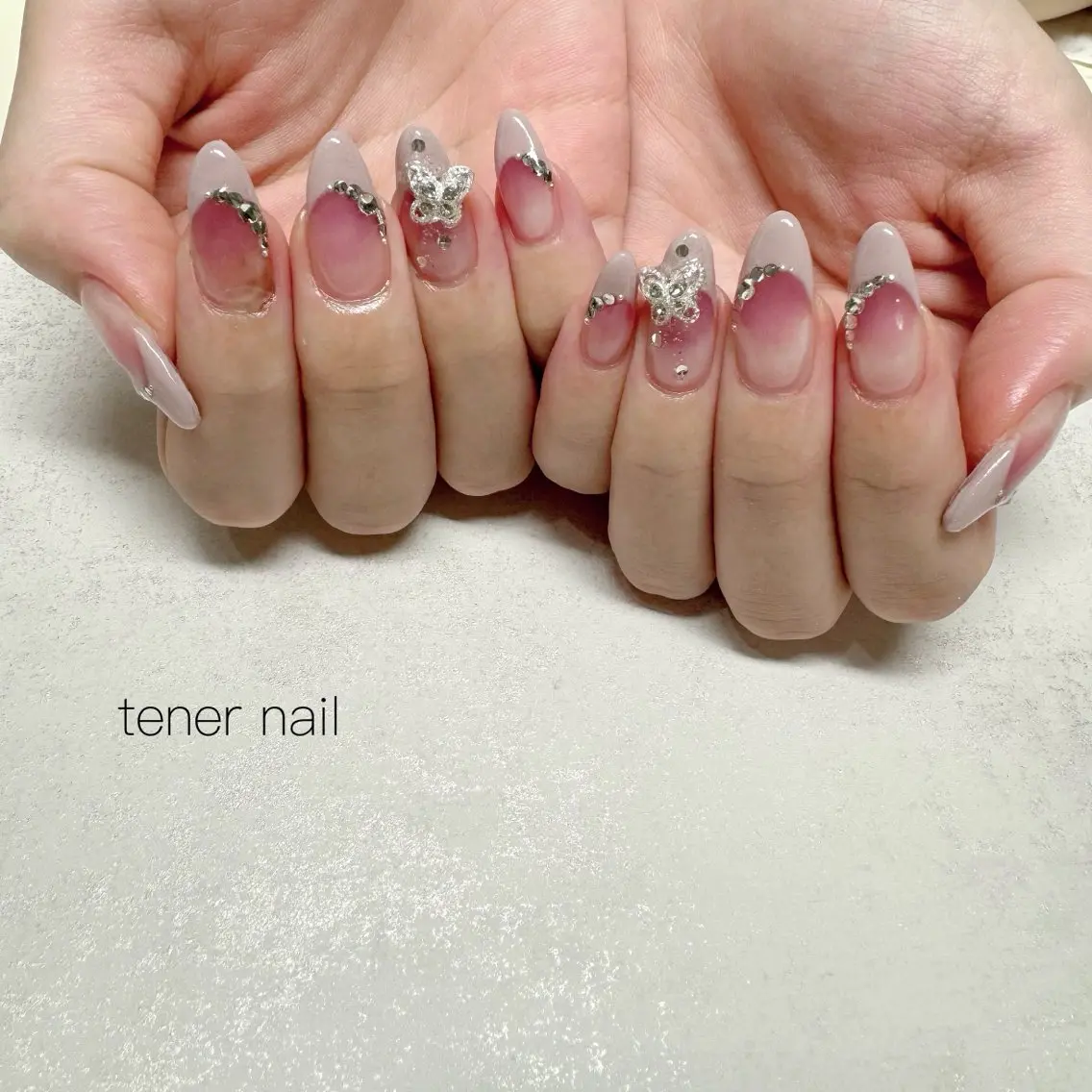 ネイル チークネイル フレンチネイル ワンホンネイル ハンドネイル テネルネイル tener nailのネイルデザイン