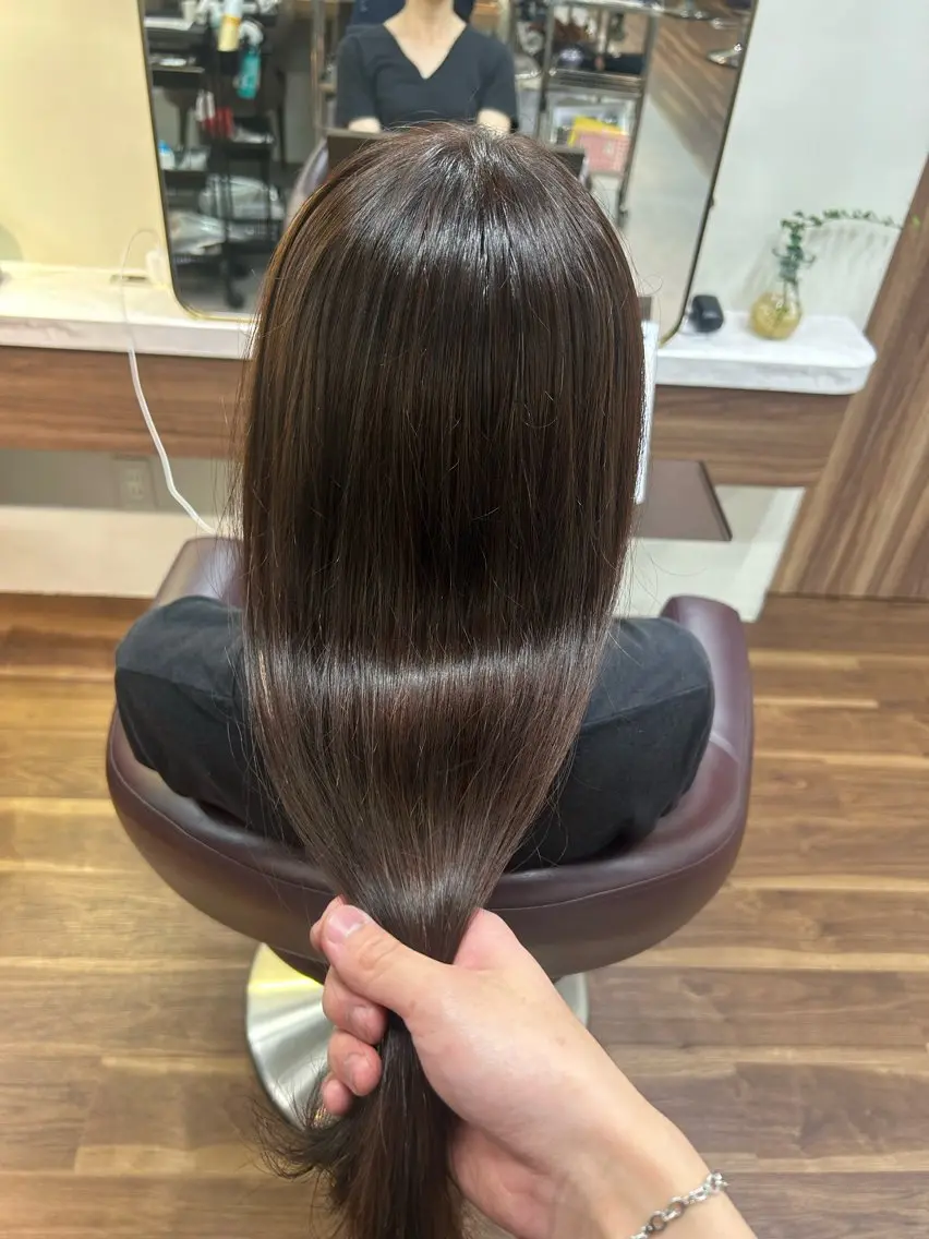 ロング カラー 透明感カラー 野上 晃生のヘアスタイル