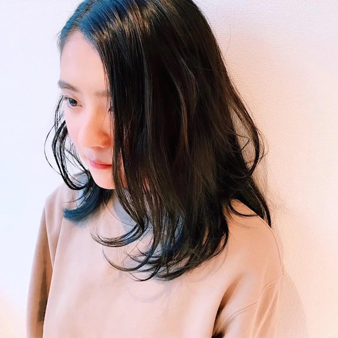 セミロング カラー 中川 竜誠のヘアスタイル