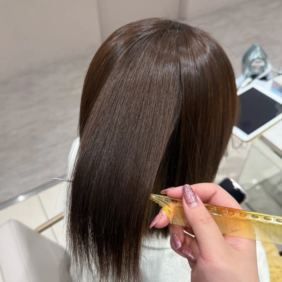 セミロング カット 縮毛矯正 トリートメント 内田 志乃のヘアスタイル