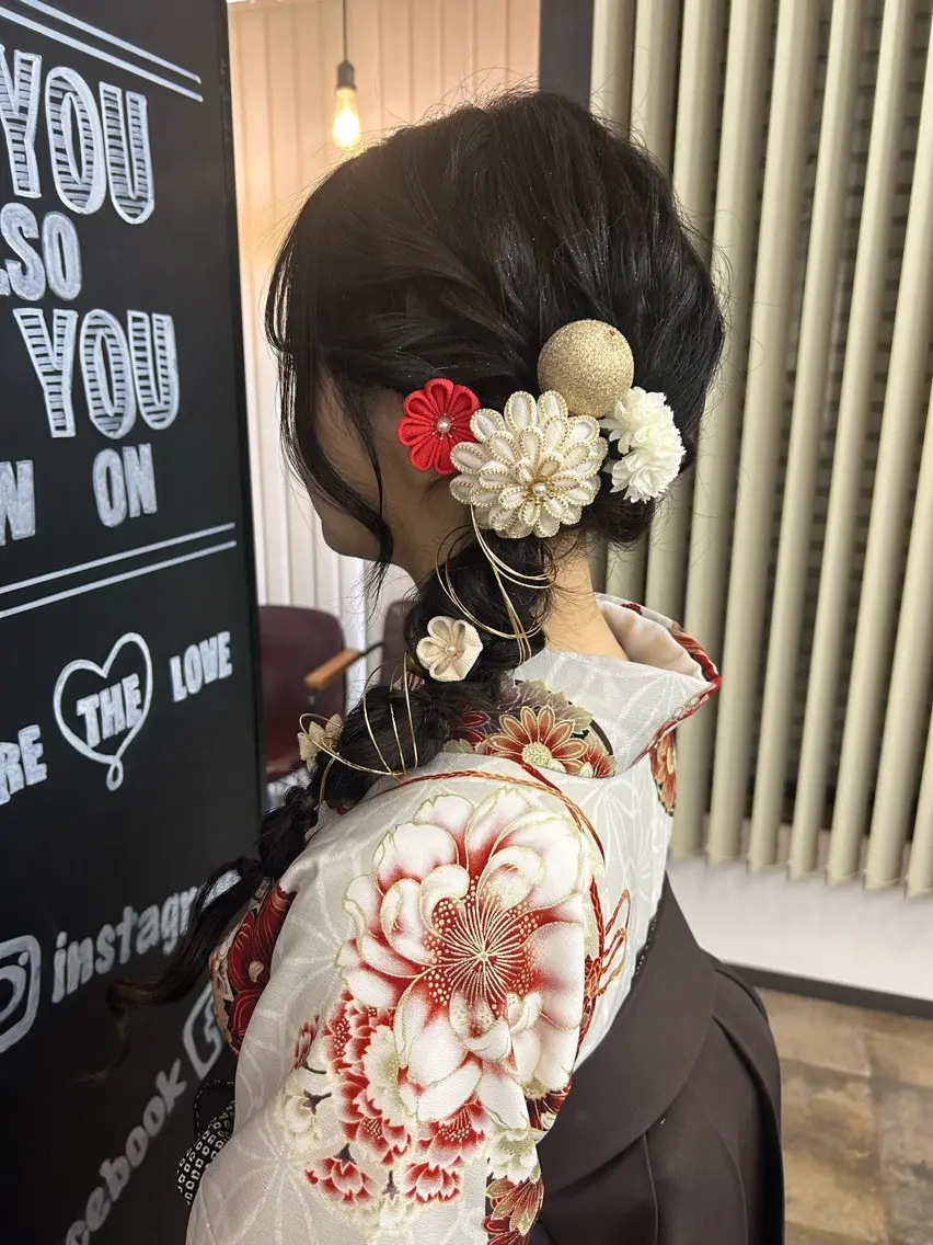 ヘアアレンジ 卒業式のヘアスタイル 岡田 七海のヘアスタイル
