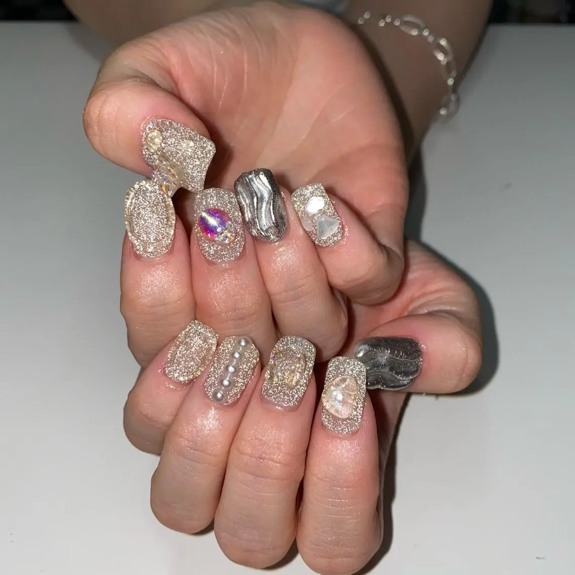 ネイル 氷ネイル・うるうるネイル 韓国ネイル ハンドネイル Nail by Licorneのネイルデザイン