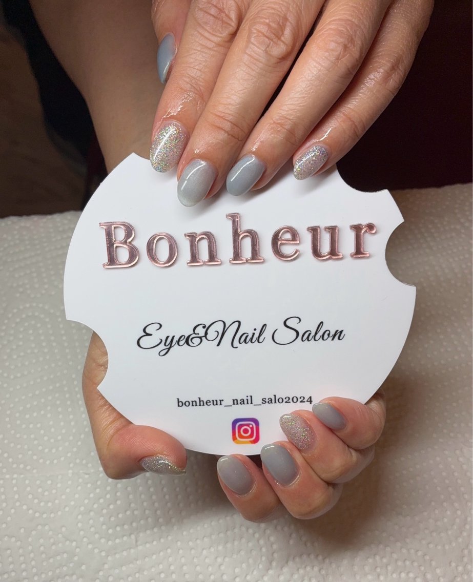 ネイル BonheurEye &NailSalonのネイルデザイン