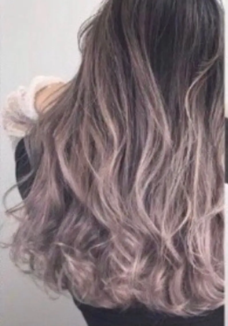 セミロング カラー バレイヤージュ ブリーチ ケアブリーチ ダブルカラー ハイライトカラー ヘアカラー hair salon mementoのヘアスタイル