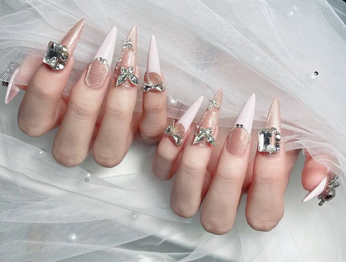 ネイル アートネイル 韓国ネイル 持ち込み ワンホンネイル ハンドネイル Lenie Nail Salonのネイルデザイン